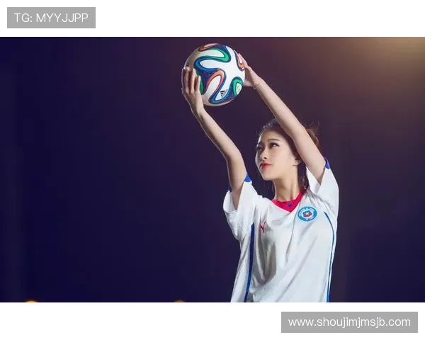 巴西世界杯足球宝贝的服装设计理念与时尚元素解析