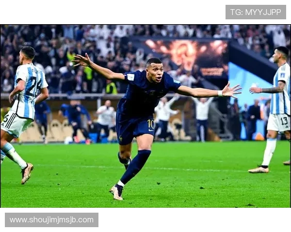 卡塔尔世界杯球迷如何通过社交平台分享精彩瞬间与互动交流